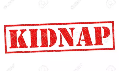 Woman Kidnapped in Kurnool District by Her Husband because of Divorce Proposal | AP News Today