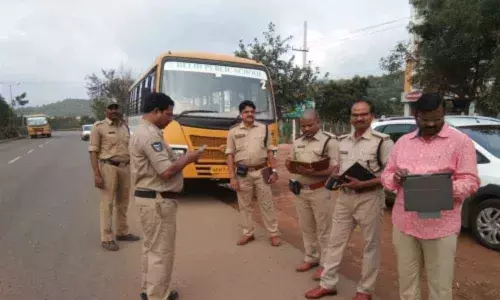 RTA Checkings going in Hyderabad | Telugu Online News