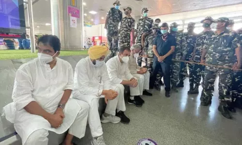 Rahul Gandhi Fires UP Police not Allowing Congress Leaders Exit Lucknow Airport Rahul Gandhi Fires UP Police not Allowing Congress Leaders Exit Lucknow Airport