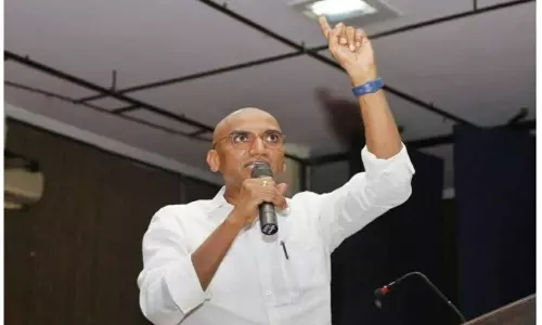 Ex IPS RS Praveen Kumar Fires on TRS Government