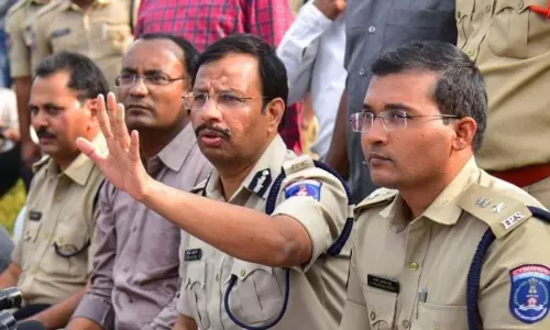 IPS Officer VC Sajjanar Appeared Before the Inquiry Commission