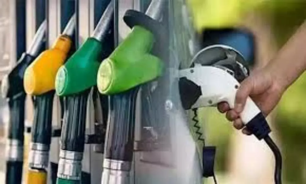 Today Petrol Price in Hyderabad Vijayawada Diesel Price Today 15 10 2021