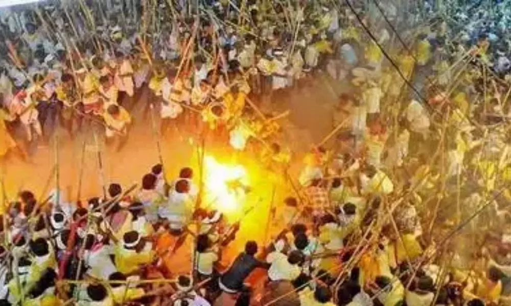 More than 100 People were Injured in the Devaragattu Stick Fight at the Banni Festival Kurnool