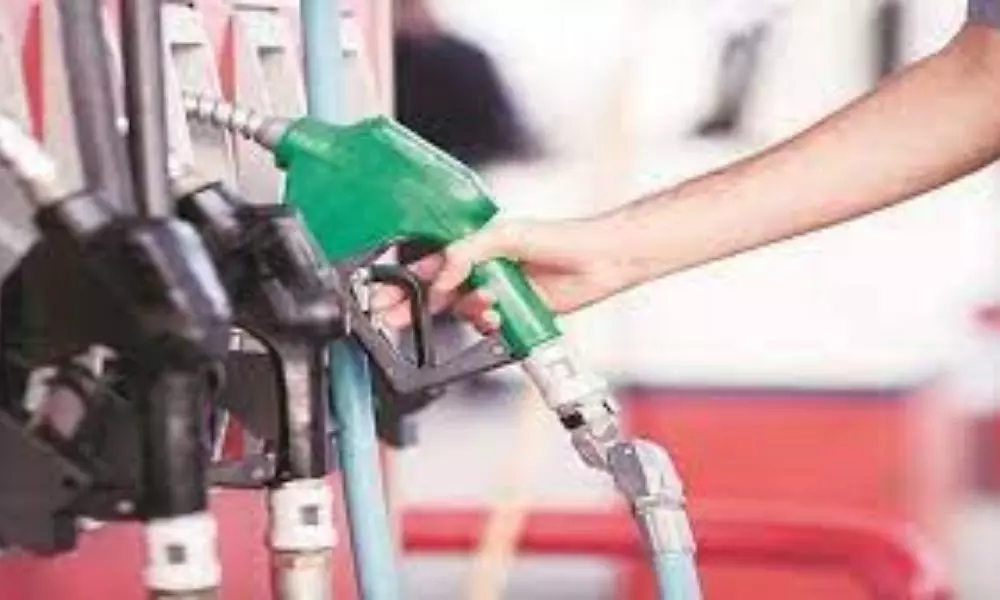 Today Petrol Price in Hyderabad Delhi Mumbai Diesel Price Today 16 10 2021