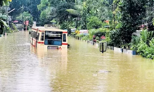 RTC Bus Stucked in Water Flow due to Heavy Rains in Kerala Today | National News