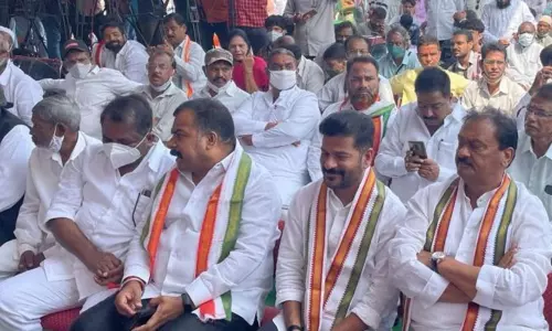 Congress Meeting at Charminar On The Occasion of Rajiv Sadbhavana Diwas