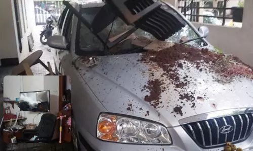 Clash Between TDP and YCP Leaders in Mangalagiri