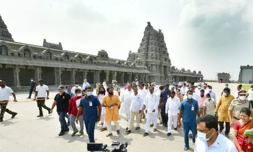 CM KCR Visits Yadadri Temple Photo Gallery CM KCR Visits Yadadri Temple Photo Gallery