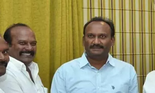 Amanchi Krishna Mohan Fires on Chandrababu