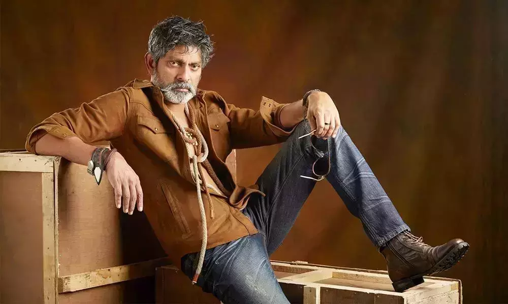 Jagapathi Babu Bollywood Entry as Villain With Ashutosh Gowariker Movie | Movie News Today