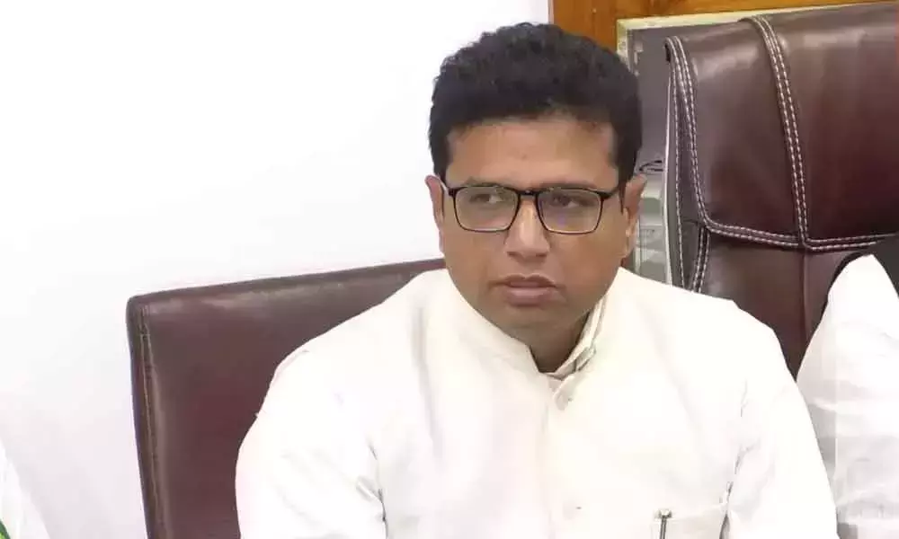 Congress Leader Sridhar Babu Slams KTR