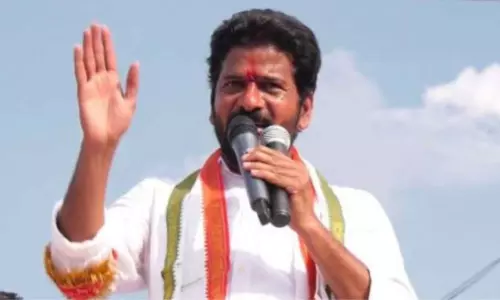 TPCC Chief Revanth Reddy Fires on KCR and Etela Rajender | Telangana Live News