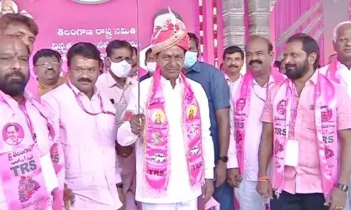 KCR Unanimously Elected as TRS President KCR Unanimously Elected as TRS President