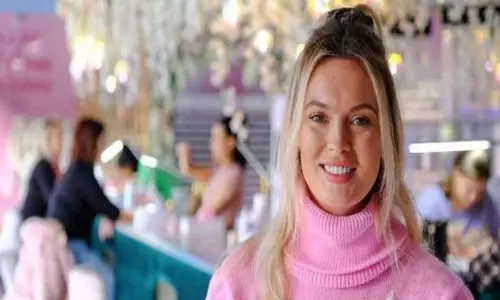 UK Woman has Become a Millionaire With her Nail Cleaning Business