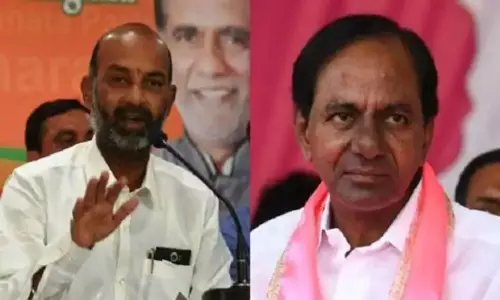 Bandi Sanjay Sensational Comments on CM KCR