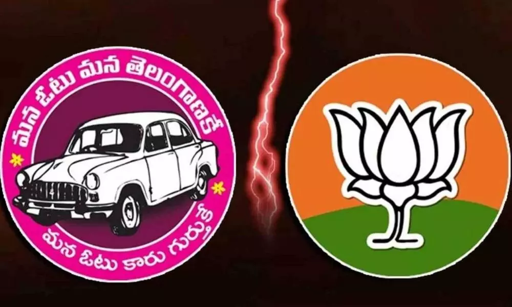 Conflicts Between TRS and BJP Leaders at By-Election Polling in Ganumukula Huzurabad