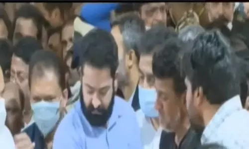 Jr NTR Gets Emotional, Pays Homage to Puneeth Rajkumar Jr NTR Gets Emotional, Pays Homage to Puneeth Rajkumar