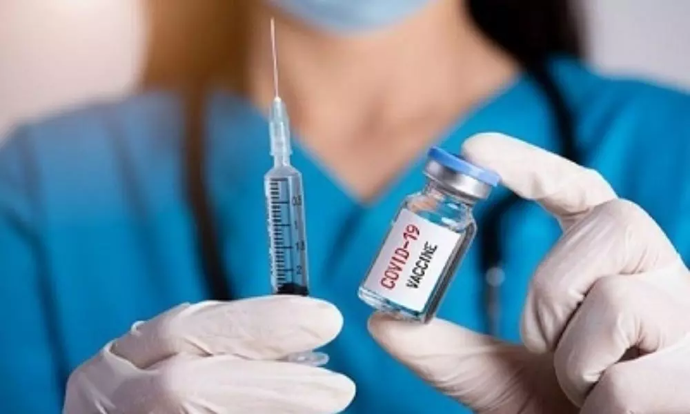 Youth Coming Forward to Take Corona Vaccine in Telangana | Covid Latest News