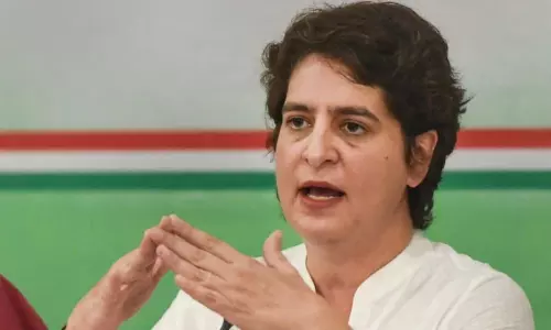 Priyanka Gandhi Tweet on Petrol Diesel Price Drop | National News Today