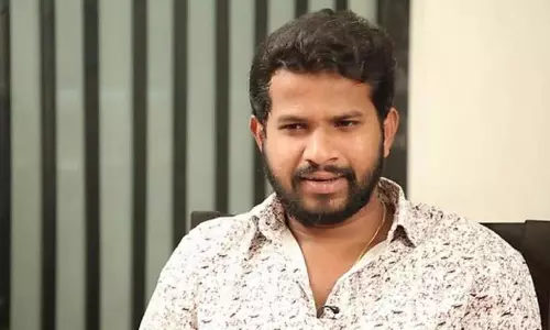 Comedian Hyper Aadi Facing Problem With the Tollywood Hero Fans