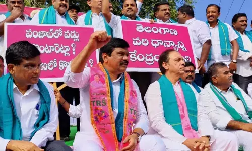 Minister Vemula Prashanth Reddy Sensational Comments on AP CM Jagan