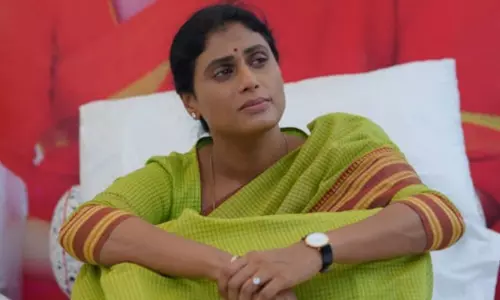 YSRTP Chief YS Sharmila Criticisms on Telangana CM KCR