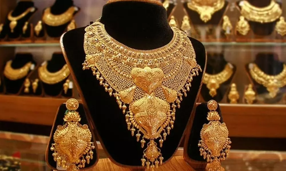 Today Gold Rate 14 11 2021 Silver Rate Gold Price Today in Hyderabad Vijayawada Delhi Mumbai Visakhapatnam Bengaluru