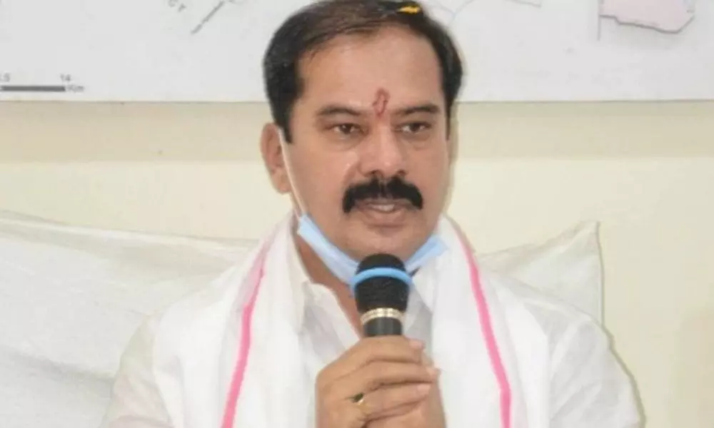 Telangana Government Chief Whip Vinay Bhaskar Fires in BJP and Congress