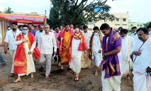 Basavaraj Bommai Ajay Kumar Bhalla and Somesh Kumar Visited TTD Today 15 11 2021