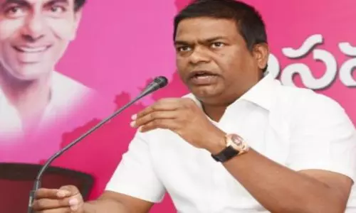 TRS MLA Jeevan Reddy Comments on Bandi Sanjay