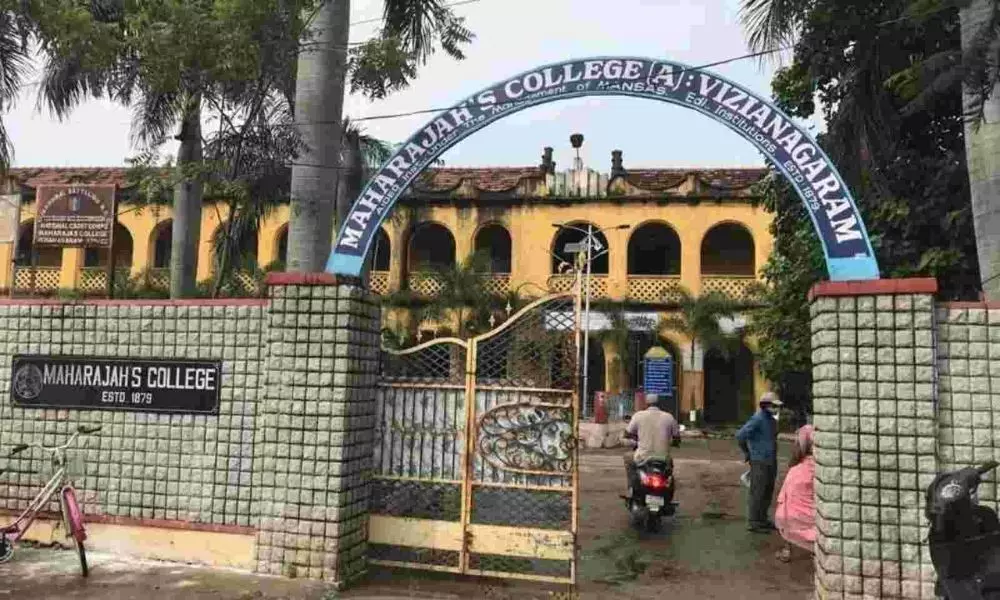 Maharaja College Students Concern with Maa Kalasala-Maa Hakku Slogan in Vizianagaram