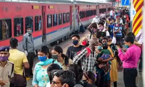 Indian Railways Slashes Ticket Fare Indian Railways Slashes Ticket Fare