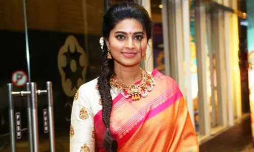 Actress Sneha Filed Police Complaint Against Two Business Man About Finacial Issues