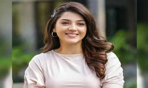 Heroine Mehreen Asks 1 Crore for Nagarjuna Movie