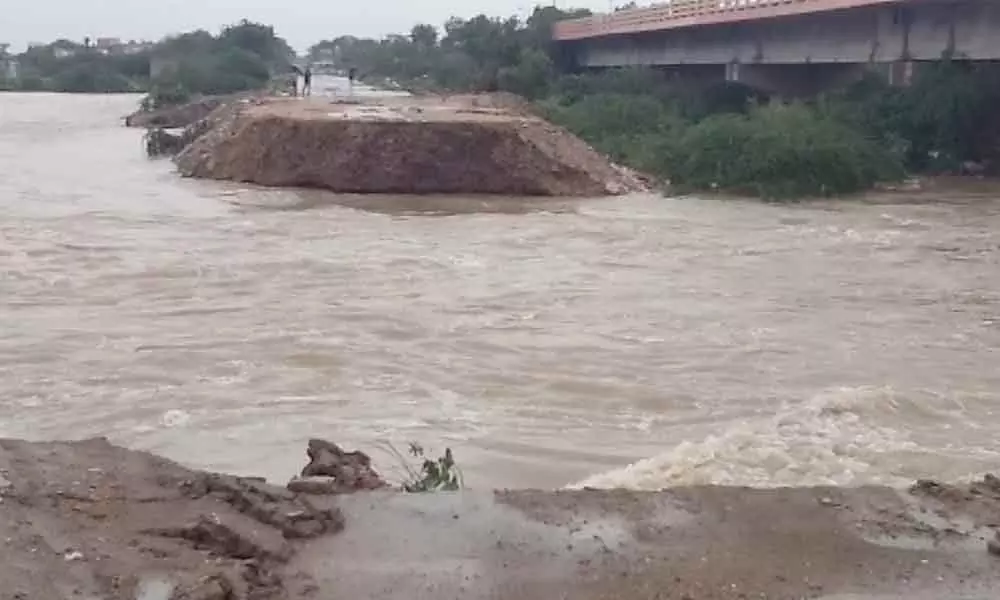 Heavy Floods Coming from the Finchaa Project to Annamayya Project due to Heavy Rains in Kadapa