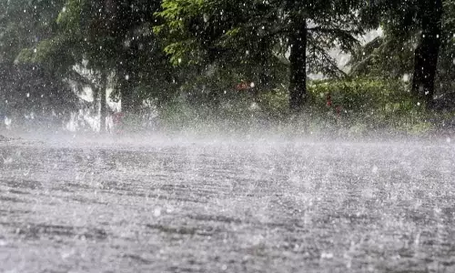 Meteorological Department Announced Rain Alert in Andhra Pradesh Meteorological Department Announced Rain Alert in Andhra Pradesh