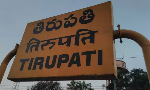 People are Vacating as Houses Collapse and Cracks in the Walls in Sri Krishna Nagar Tirupati