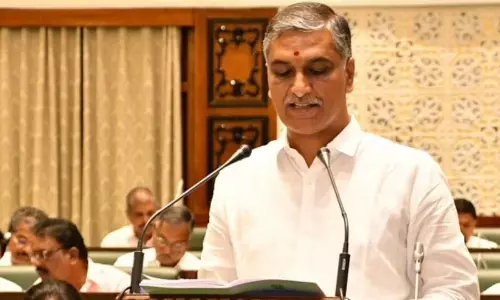 Minister Harish Rao Meeting with Health Department Officials Today 28 11 2021