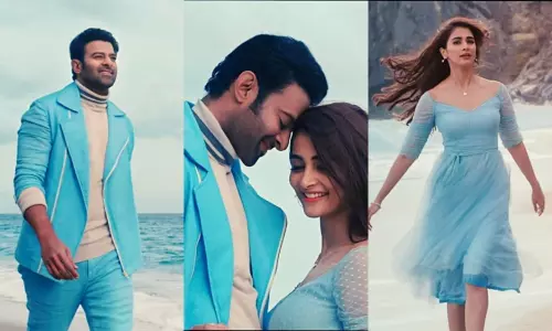 Radhe Shyam Movie Team Released Aashiqui Aa Gayi Hindi Version Song Teaser Today 29 11 2021