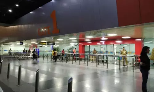 Omicron Alert: New Rules For People Arriving in India by Flights from Countries Omicron Alert: New Rules For People Arriving in India by Flights from Countries