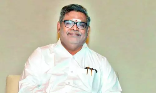 Sirivennela Seetharama Sastry Passed Away