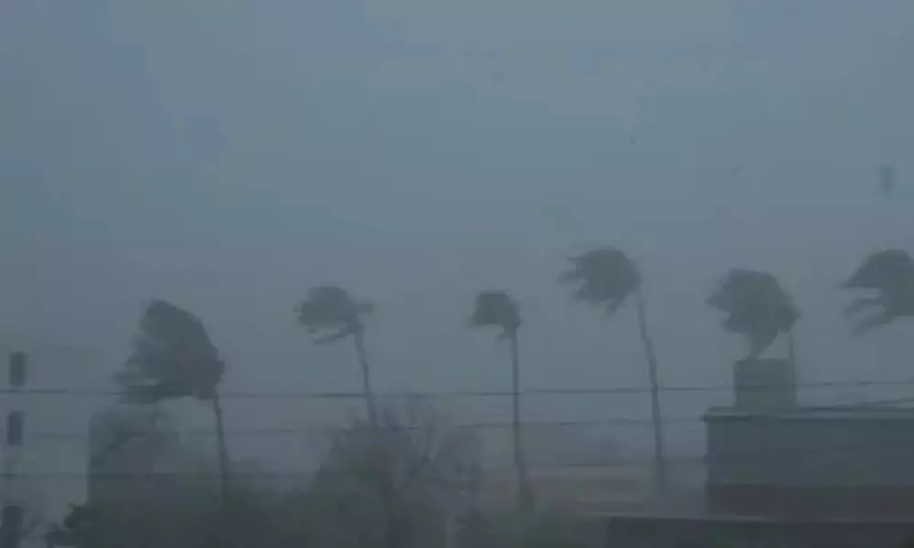 Another Cyclone Fear to Andhra Pradesh Due to Low Pressure at AP and Odisha Border