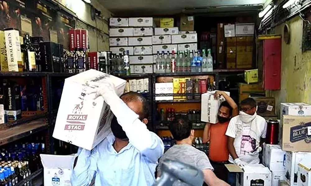 Theft at liquor stores in Adilabad