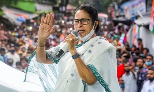 Mamata Banerjee Ready to Establish TMC Party in Telangana