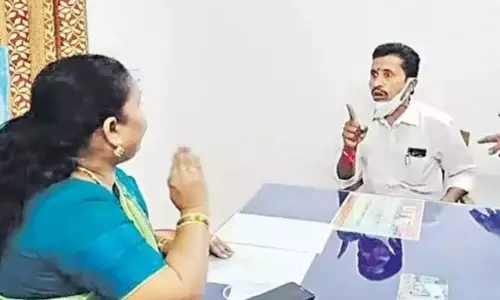 YCP Leader Scolds East Godavari Ainavilli MPDO Vijaya | AP Live News