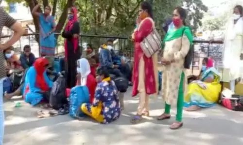 44 Women in Police Custody Due to Fake Visas 44 Women in Police Custody Due to Fake Visas