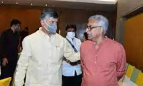 Chandrababu Naidu and Daggubati Venkateswarlu Met at NTR Grand Daughter Marriage | Telugu Online News Chandrababu Naidu and Daggubati Venkateswarlu Met at NTR Grand Daughter Marriage | Telugu Online News