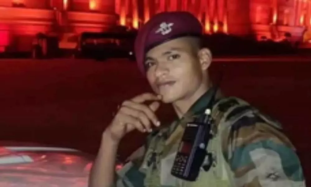 Army Jawan Sai Teja Dead Body Reached Bangalore Airport | AP Live News