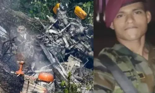 ఢిల్లీ నుంచి కోయంబత్తూరుకు ప్రత్యేక విమానంలో సాయితేజ పార్థివదేహం ఢిల్లీ నుంచి కోయంబత్తూరుకు ప్రత్యేక విమానంలో సాయితేజ పార్థివదేహం