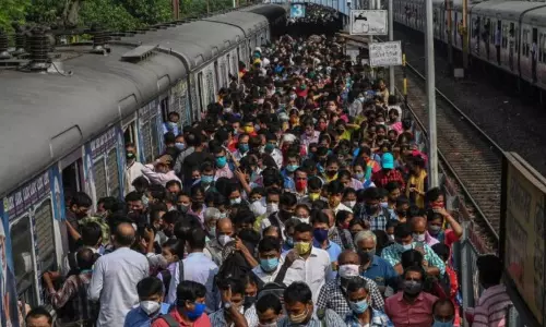 Corona New Variant Omicron Fear in India Corona New Variant Omicron Fear in India